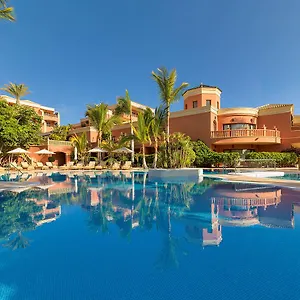 5* Hotel Madrigueras Golf & - Adults Only